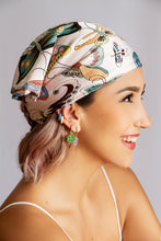Cargar imagen en el visor de la galería, Earcuff Pompom Rosa
